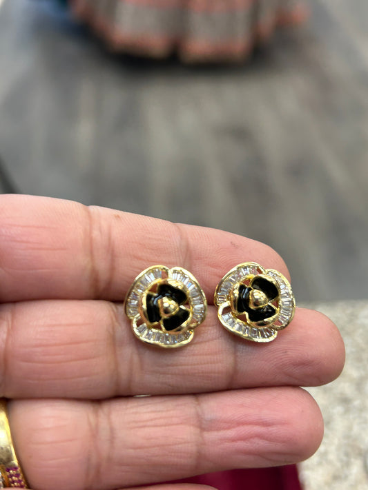 Anti tarnish earrings by Kurti Connection USA
