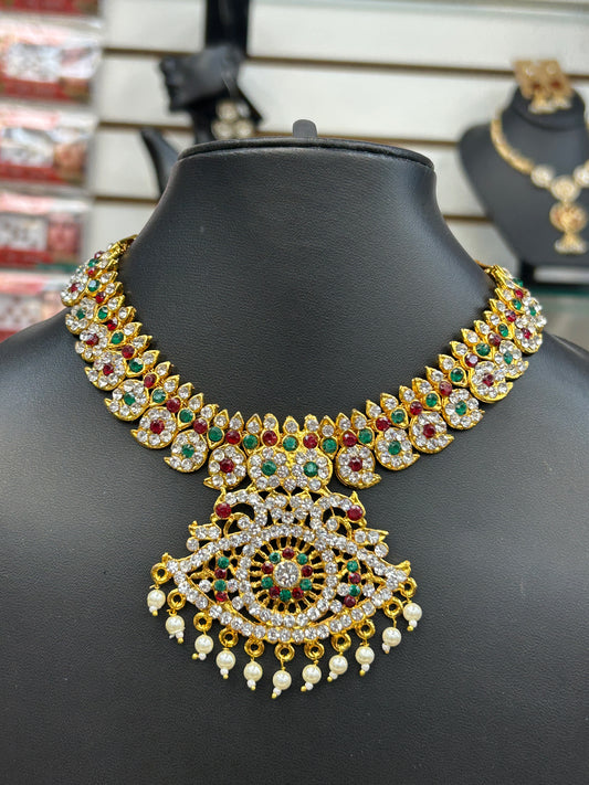 Short necklace by Kurti Connection USA
