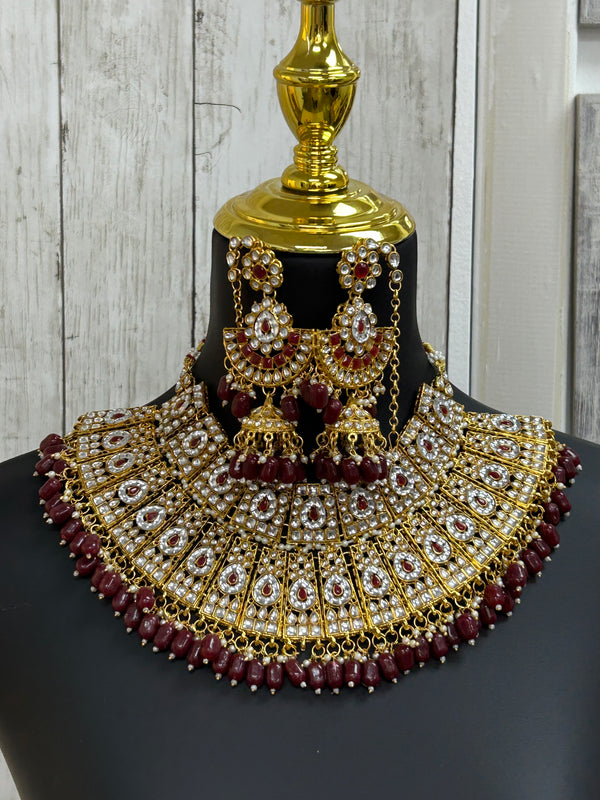 Bridal necklace set by Kurti Connection USA