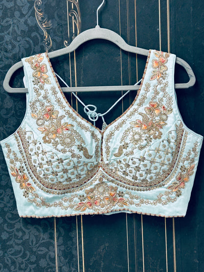 0266F9F8-BC4D-4EEE-88A2-0F8D99B46BF7 - Kurti Connection USA