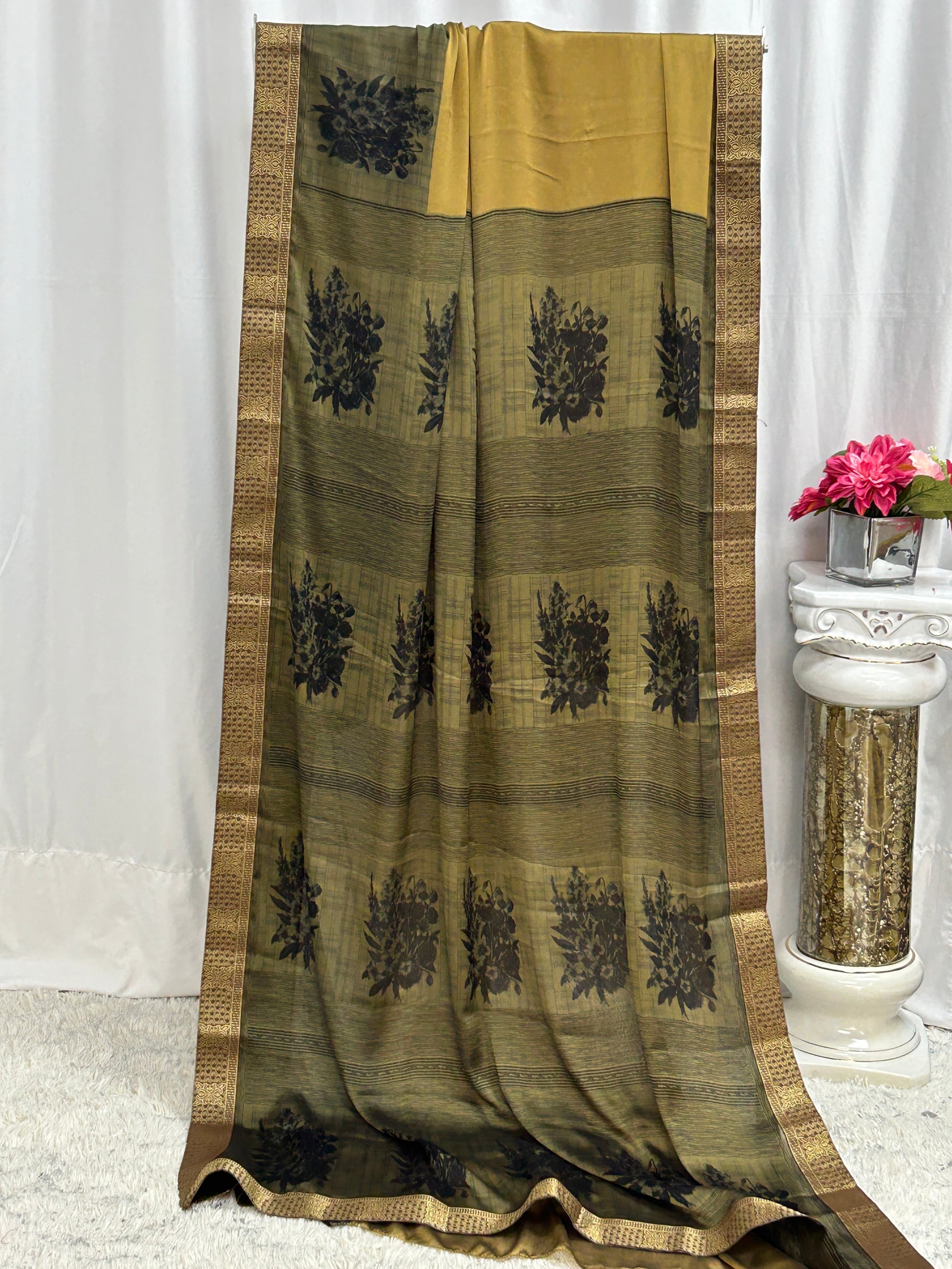 0305A653-84E1-4FD2-A864-E8F680E0EB3B - Kurti Connection USA