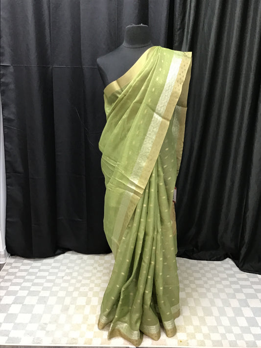 Soft tissue saree
