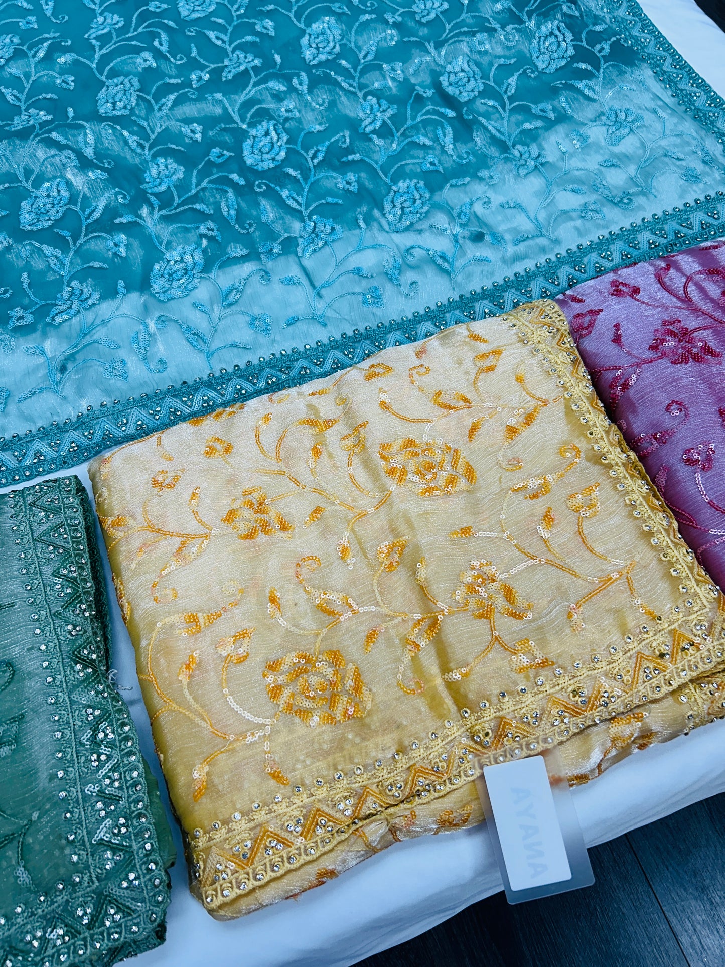 0959D072-4087-4A4D-AA73-FFC592681D2B - Kurti Connection USA