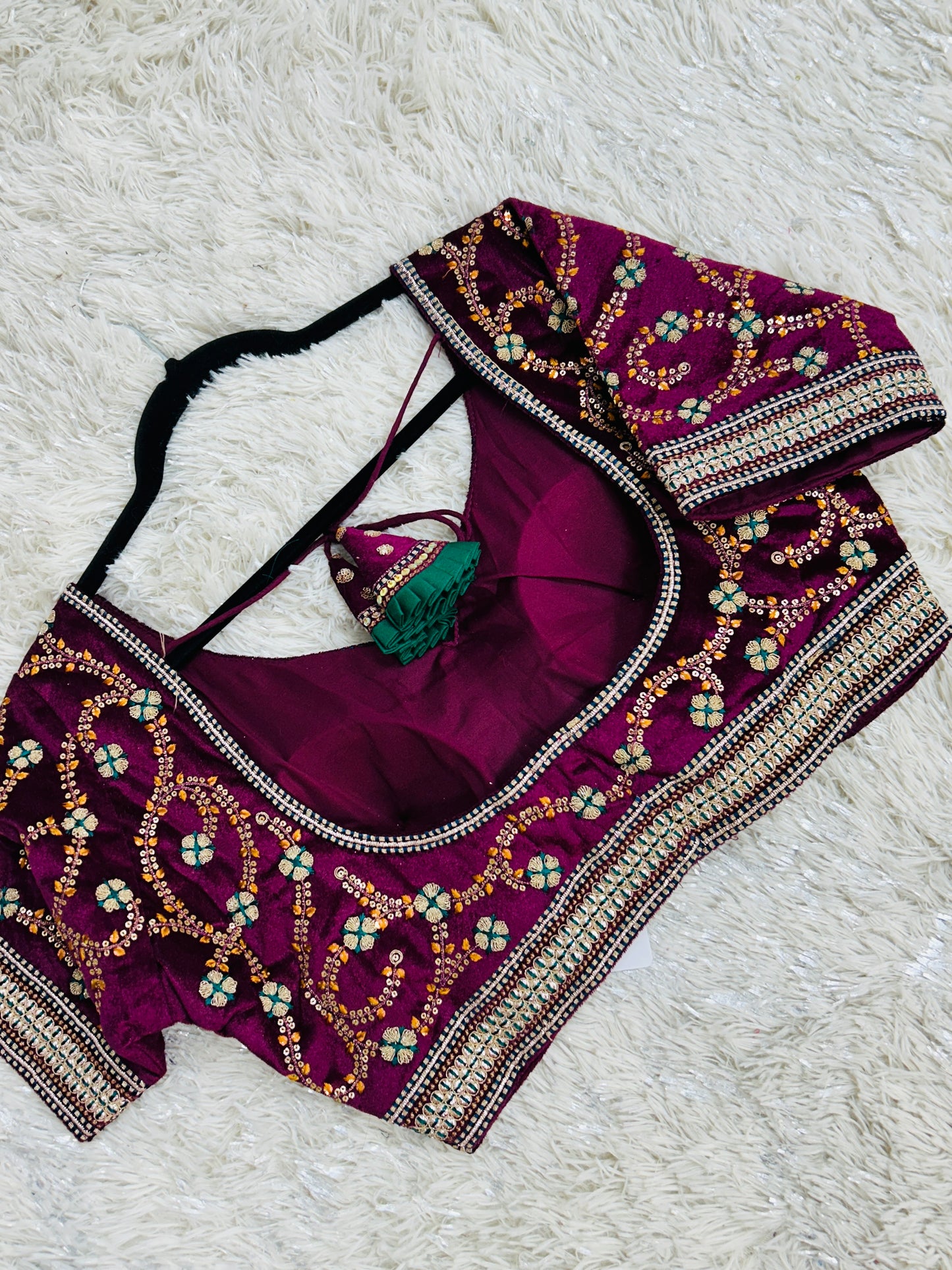 2AF079A7-131A-4340-9EDC-C6579DE3B9D8 - Kurti Connection USA