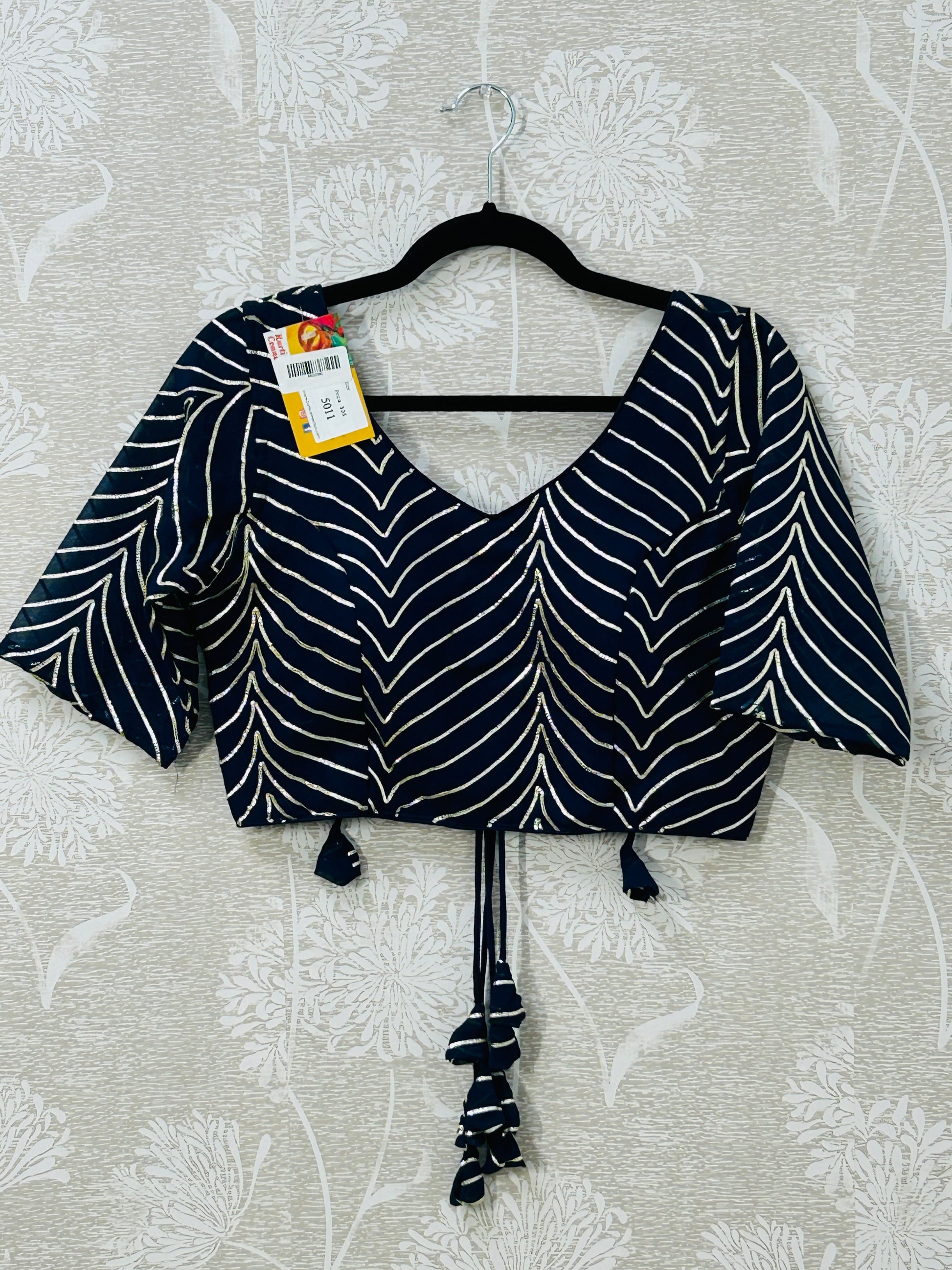2ED0BC33-9747-4968-AA48-820F8645797E - Kurti Connection USA