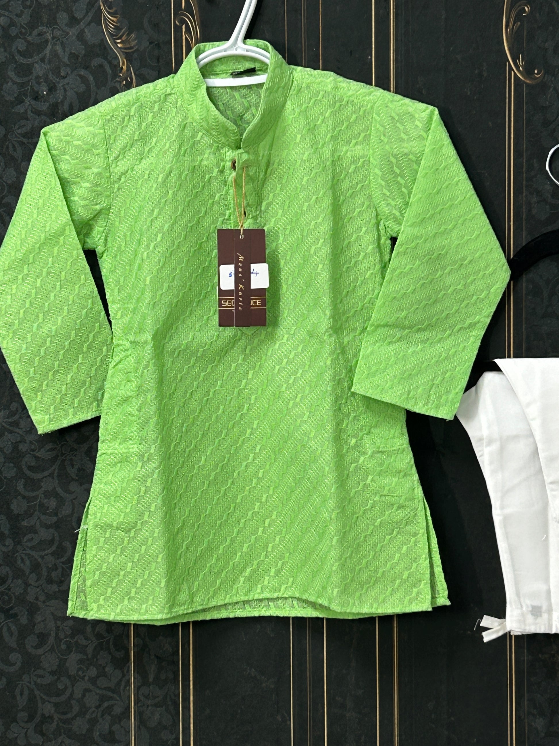 3EF26594-FE5E-468F-A78E-04D77A7533FE - Kurti Connection USA