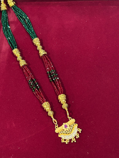 Pendant set by Kurti Connection USA