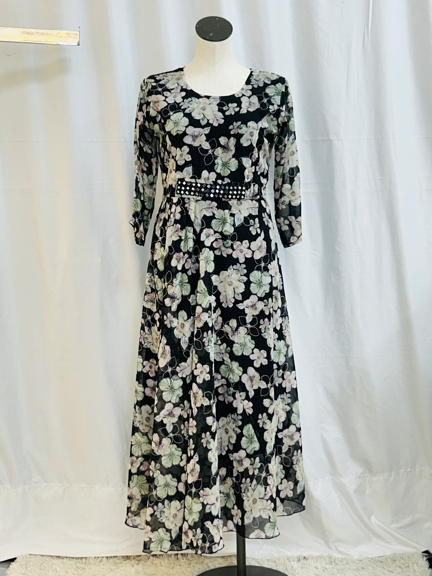 774D8E93-F5F0-496D-BB30-A31CA3DBA1EB - Kurti Connection USA