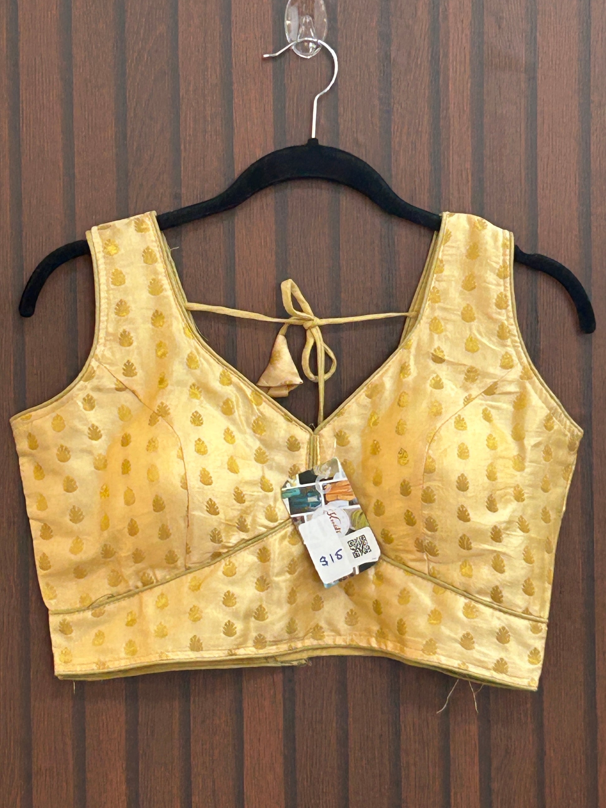 870BB0EE-3E50-4903-AC85-6DF046E238B5 - Kurti Connection USA