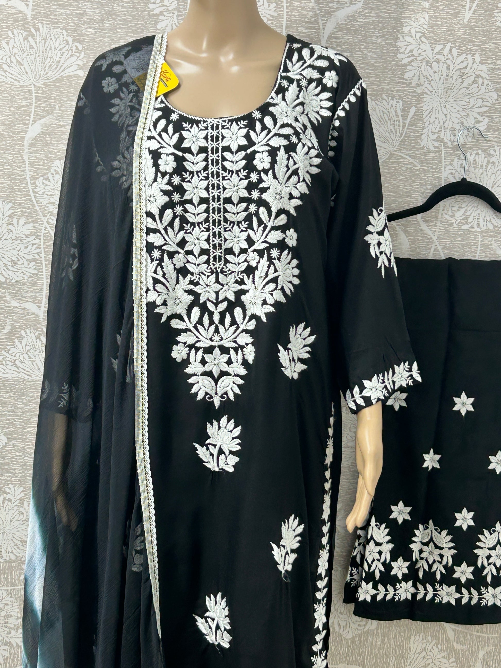 B5D8B60A-A75F-4727-B923-C3EF1B2ED6CA - Kurti Connection USA