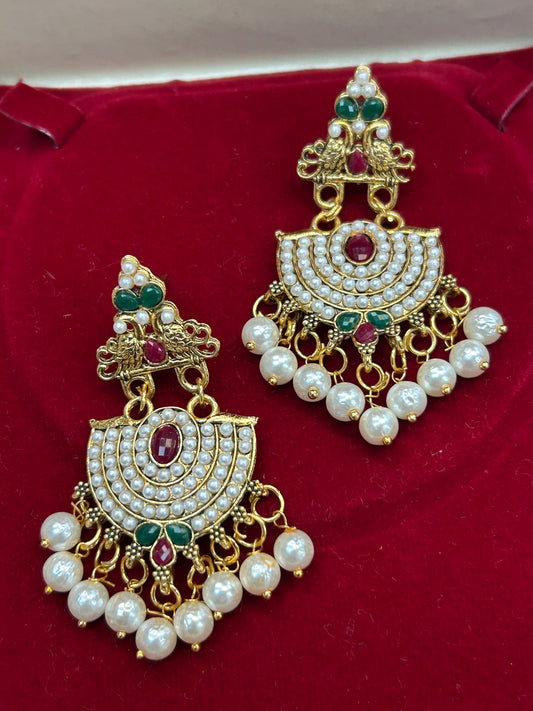 Pearl earrings by Kurti Connection USA