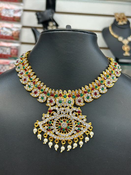 Short necklace by Kurti Connection USA