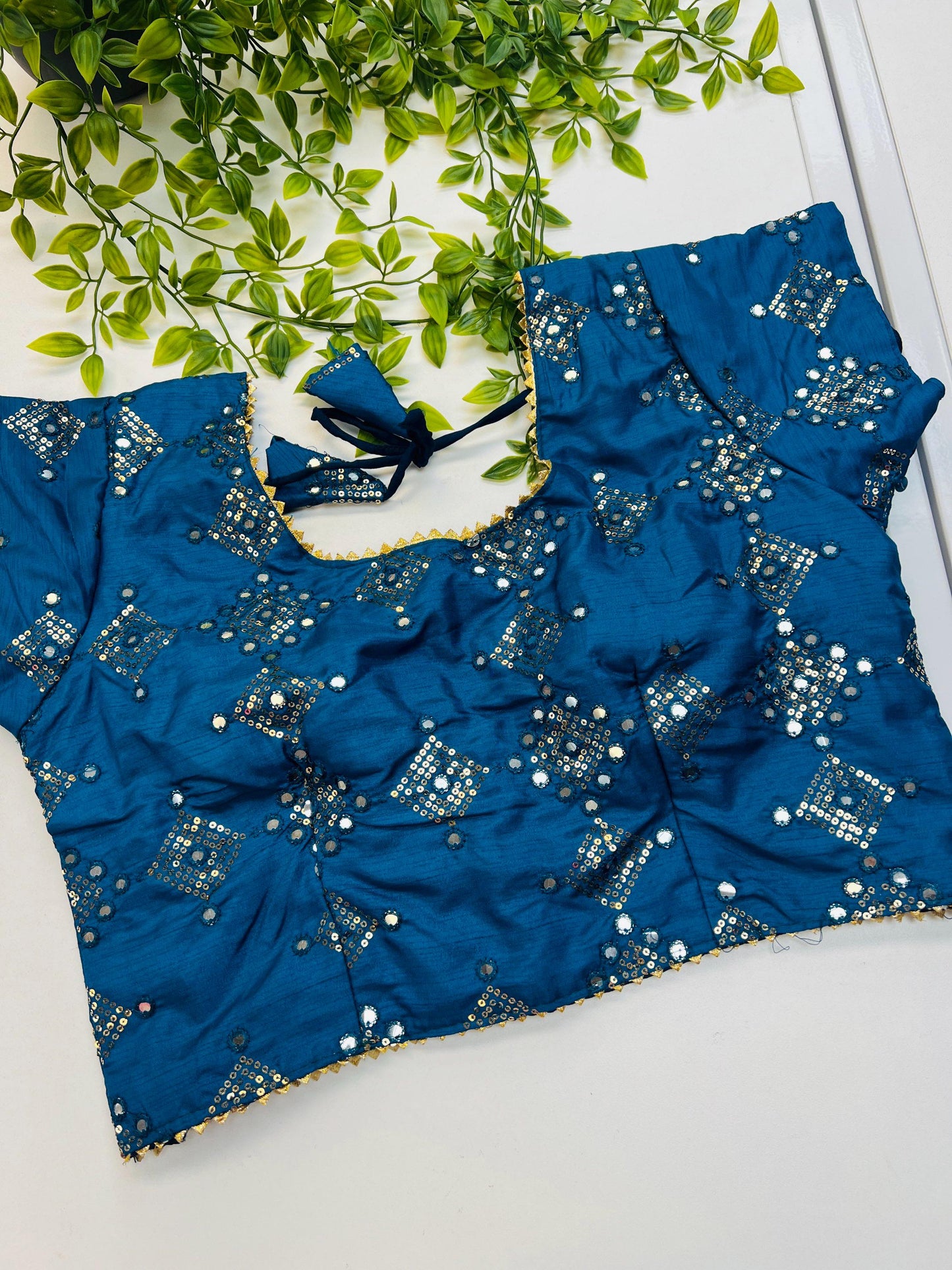 Readymade blouse for saree| Lehenga - Kurti Connection USA