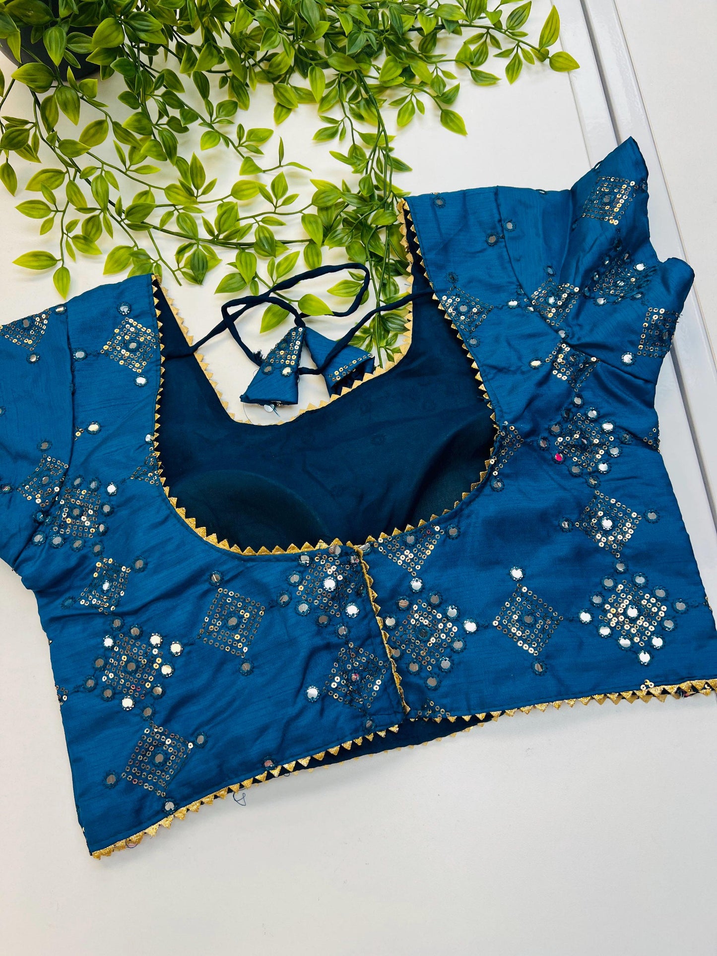 Readymade blouse for saree| Lehenga - Kurti Connection USA