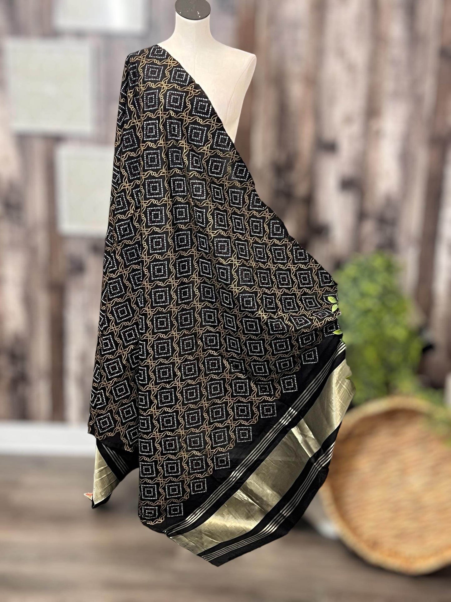 Bandhani print dupatta - Kurti Connection USA