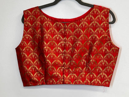 Boat neck blouse : back hooks - Kurti Connection USA