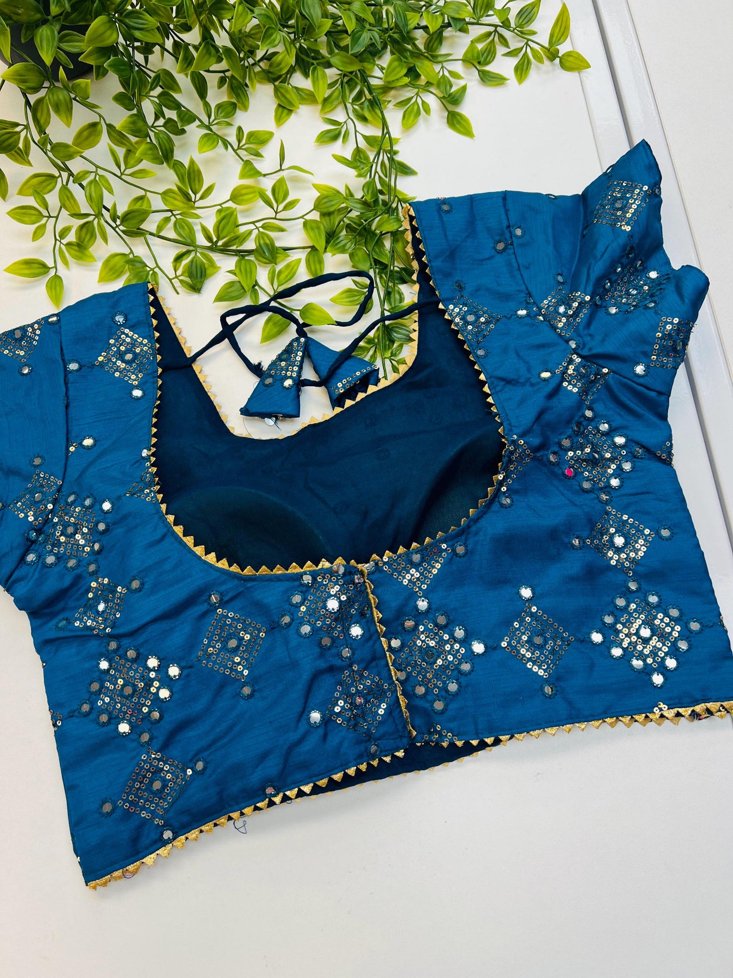 Readymade blouse for saree| Lehenga - Kurti Connection USA