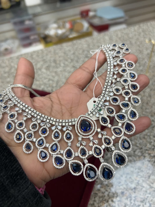 AD necklace set